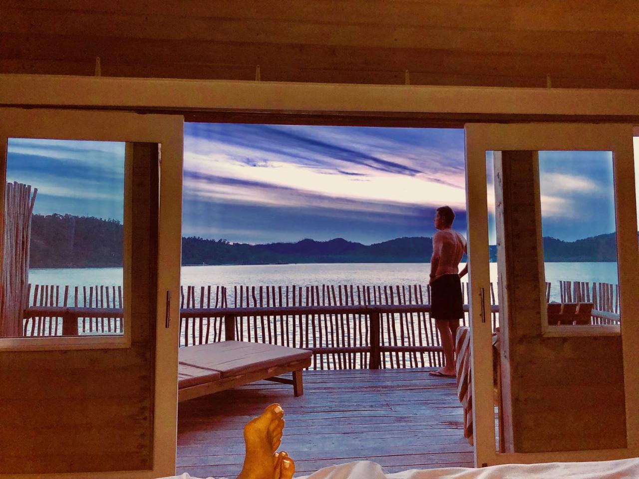 Telunas Private Island Sugi Екстериор снимка