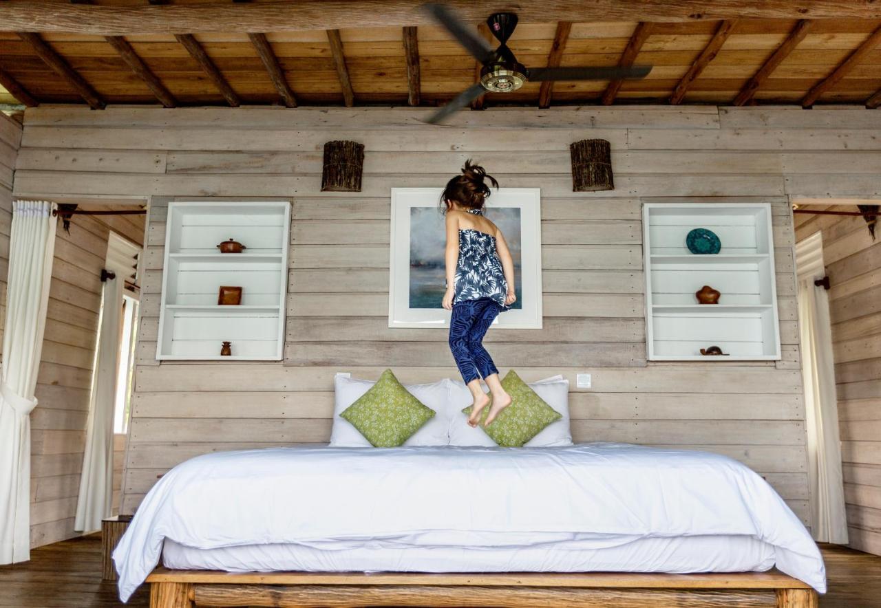 Telunas Private Island Sugi Екстериор снимка